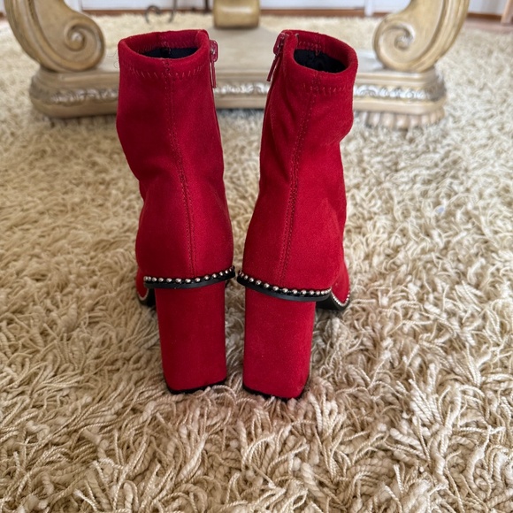 Bar III Laynee Red Dress Booties 7.5M | New Block Heel Pointed Toe Ankle Boots - Picture 3 of 7